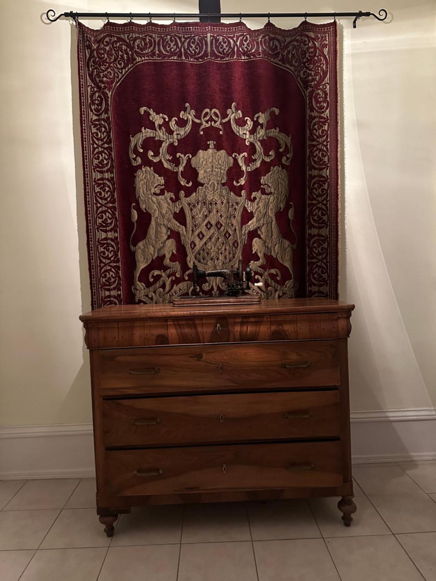 Le Chateau Giat Luaran gambar