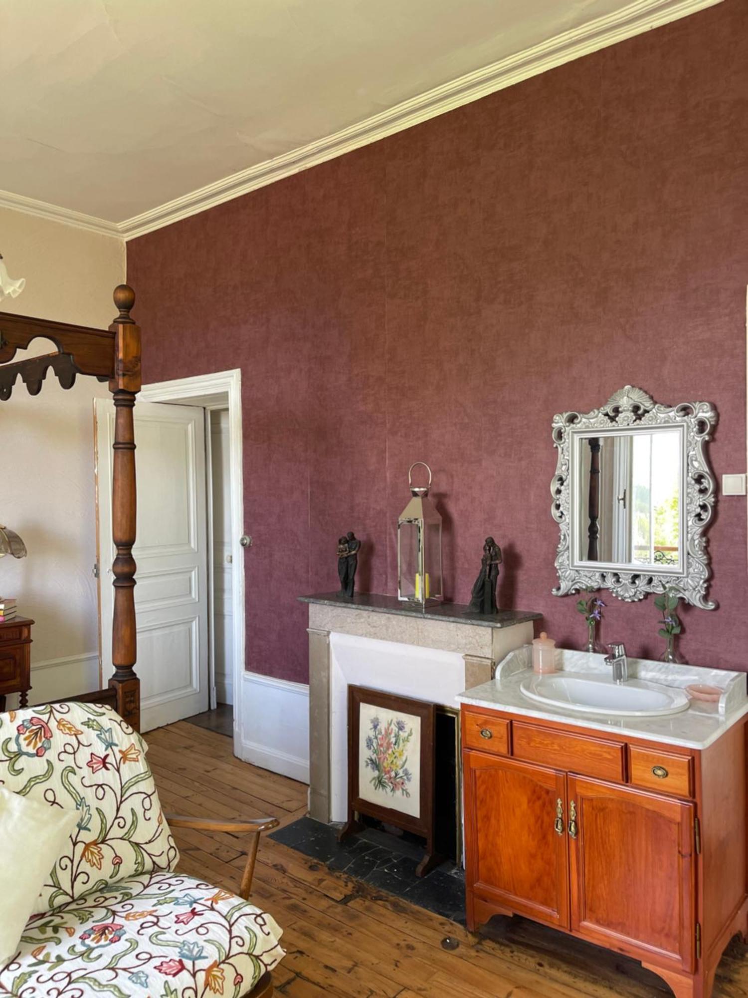 Le Chateau Giat Luaran gambar